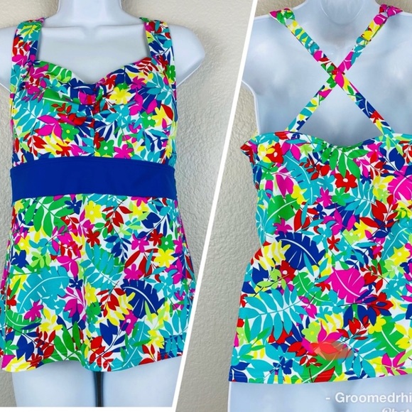 Swimsuit Tankini - Picture 2 of 5